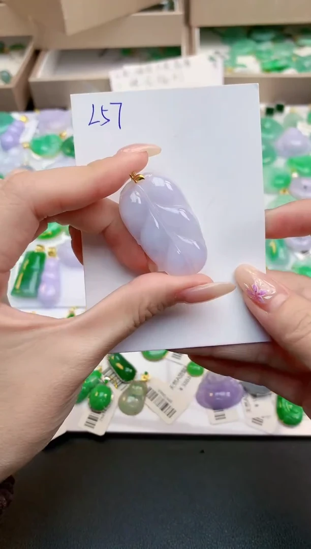 颈饰18K金镶嵌翡翠天然缅甸A货翡翠