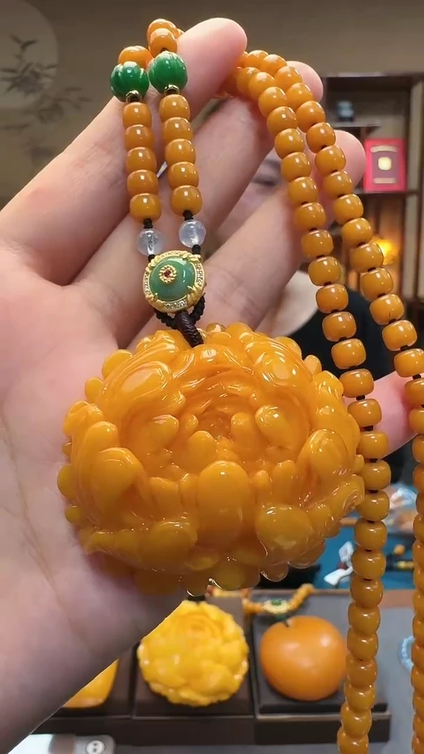 琥珀吊坠(赠链)未镶嵌天然保真蜜蜡牡丹花套装