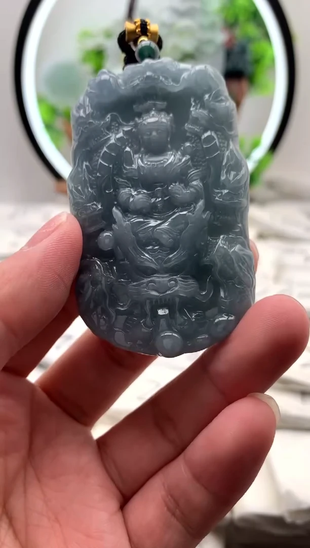 【闪购商品】翡翠颈饰未镶嵌虚空藏