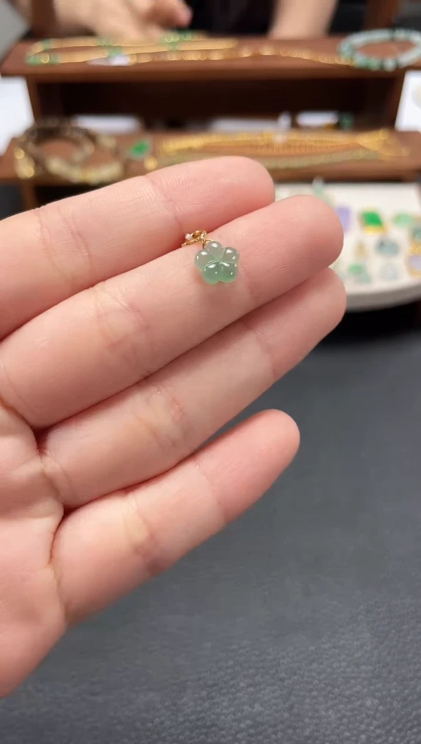 【闪购商品】翡翠吊坠(不含链)18K金镶嵌一个  JK602