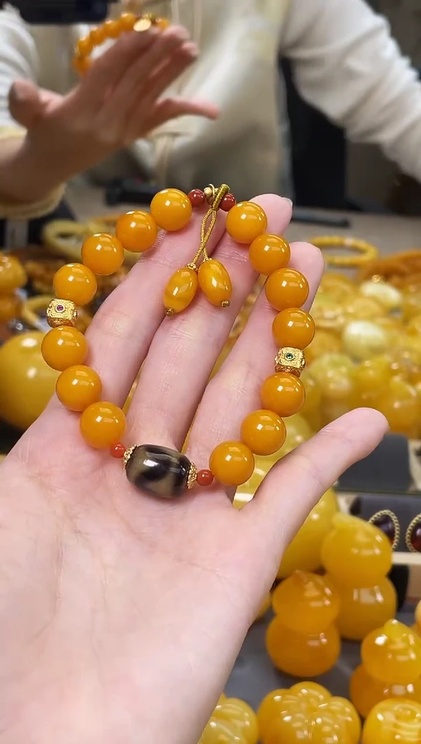 裸石琥珀未镶嵌J27