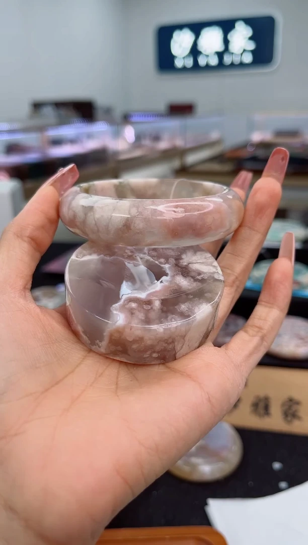 石英质玉手镯未镶嵌60圈口（赠品镯心）6888310