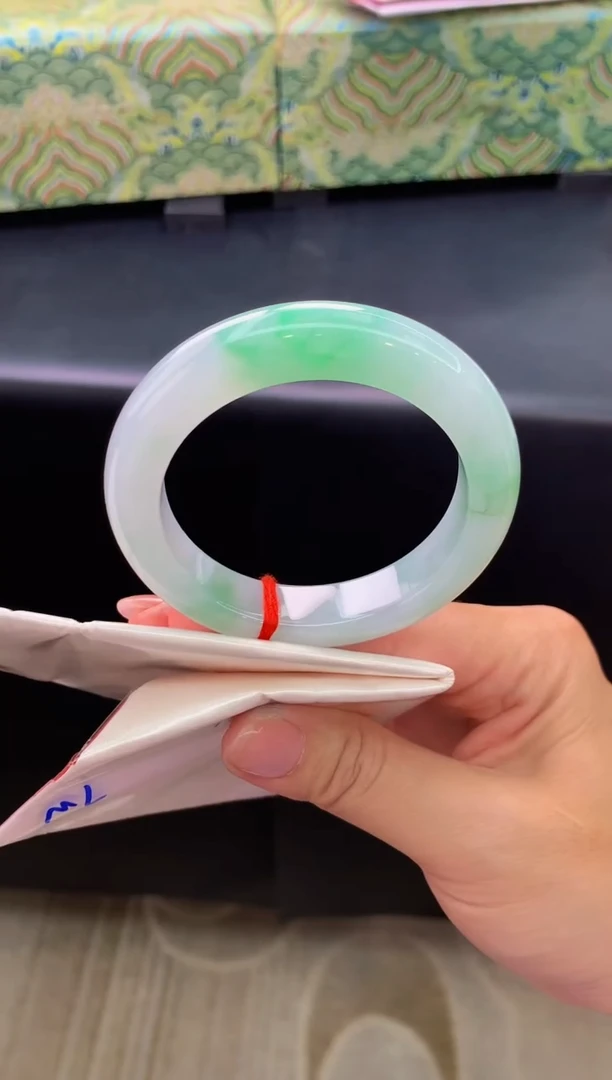 未镶嵌手镯翡翠- 圈口 天然缅甸A货翡翠