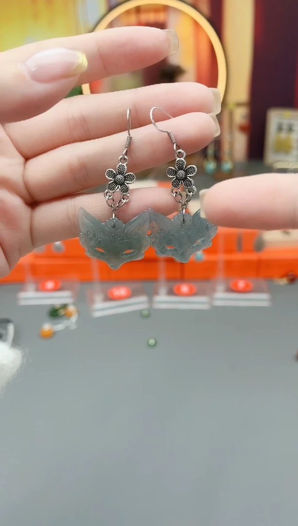 未镶嵌翡翠耳饰狐狸耳饰