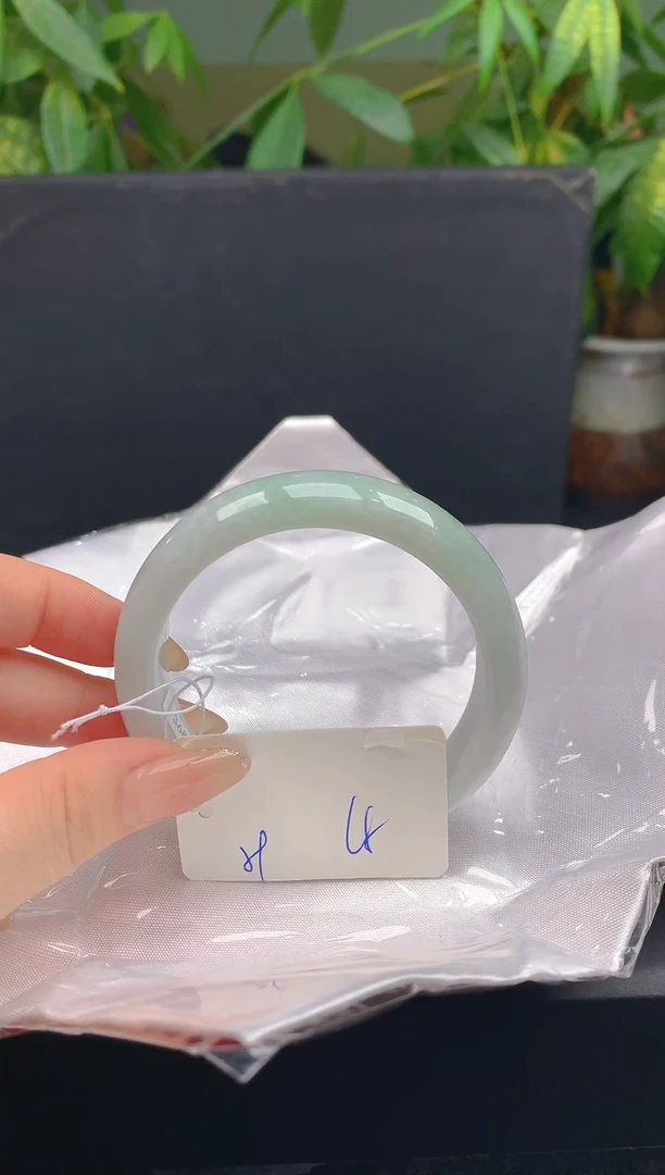 未镶嵌手镯翡翠58