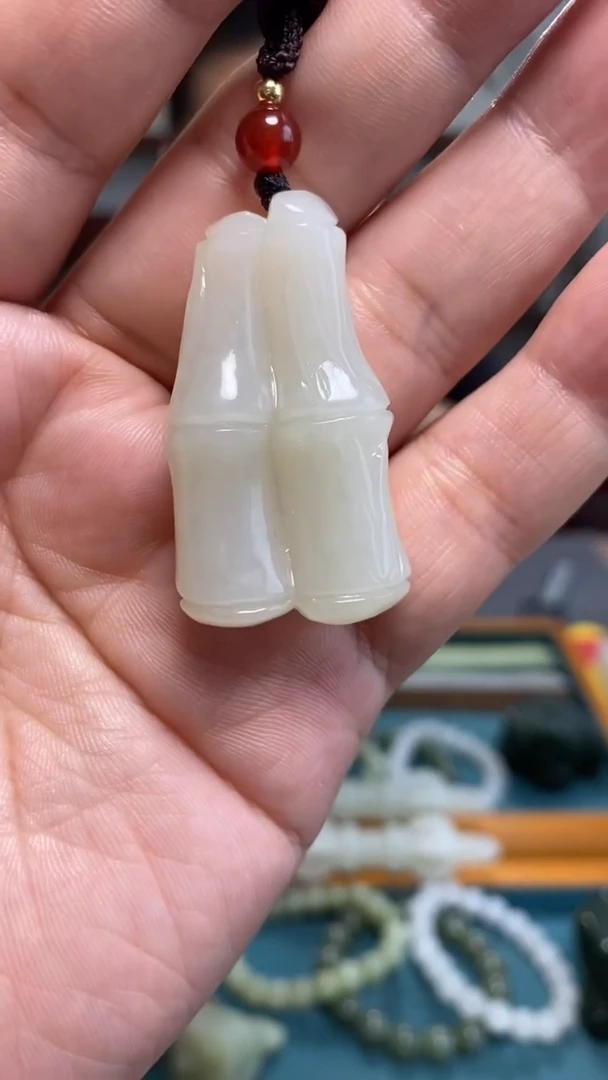 颈饰未镶嵌和田玉10