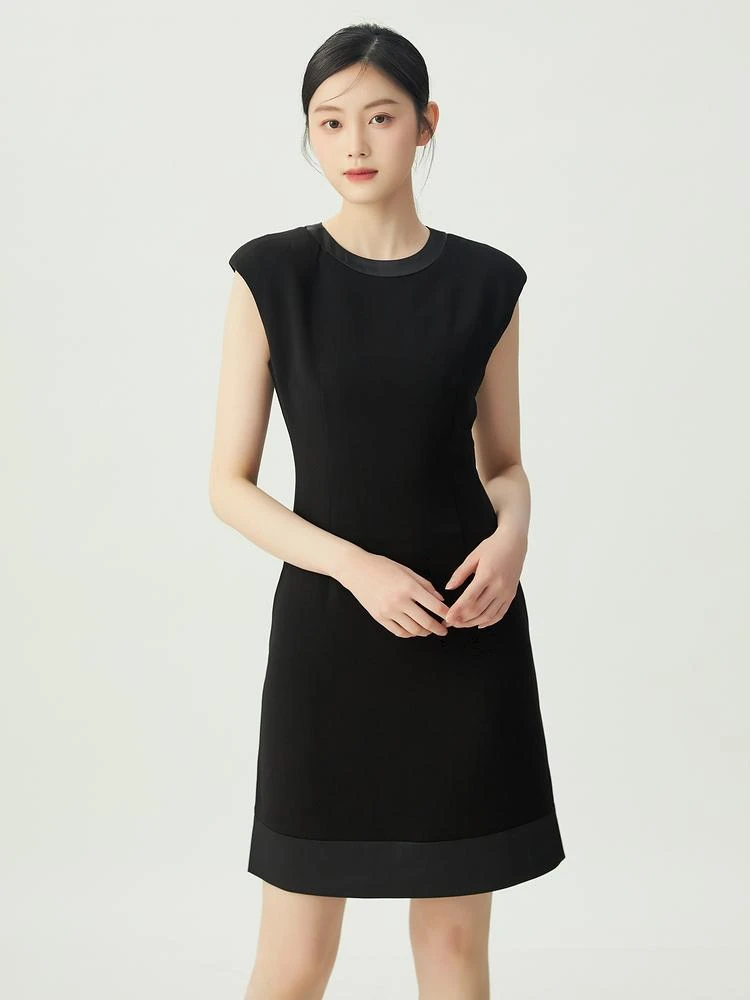 哥弟阿玛施正千金风圆领静奢风复古港风连衣裙休闲职业无袖夏季