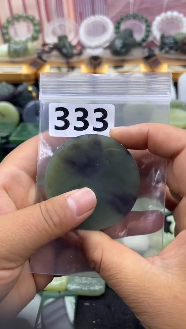 未镶嵌和田玉珠宝半成品镯芯