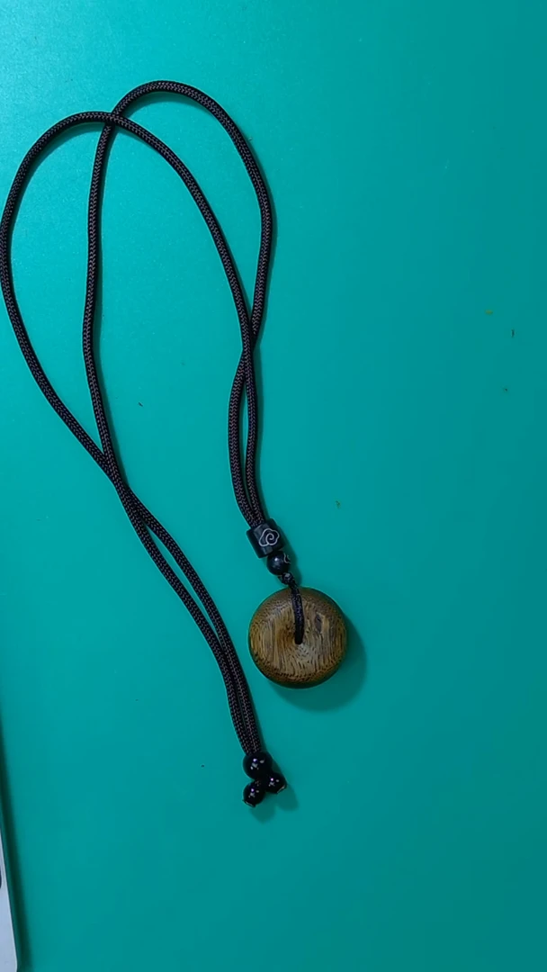 【闪购商品】沉香吊坠芽庄白棋平安扣3072