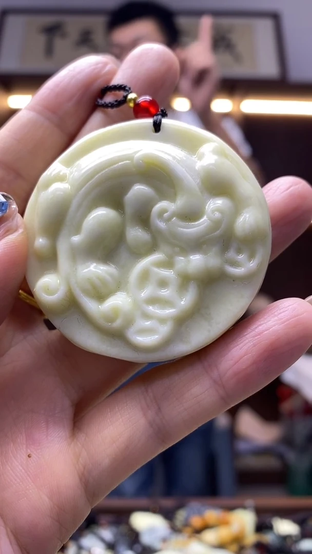 未镶嵌岫玉挂件多种样式单发其一