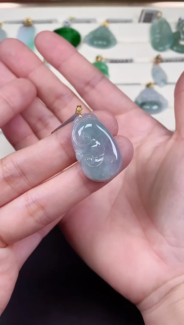 吊坠(不含链)18K金镶嵌翡翠如意18K金扣镶嵌@@CMT1136-1