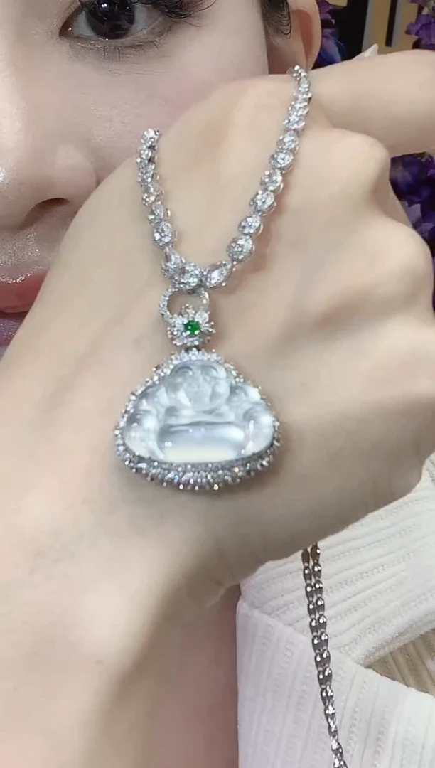 吊坠(不含链)18K金镶嵌翡翠D33