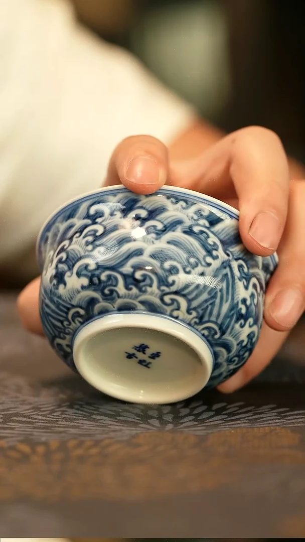 垂虹慕古江崖海水龙纹炉式