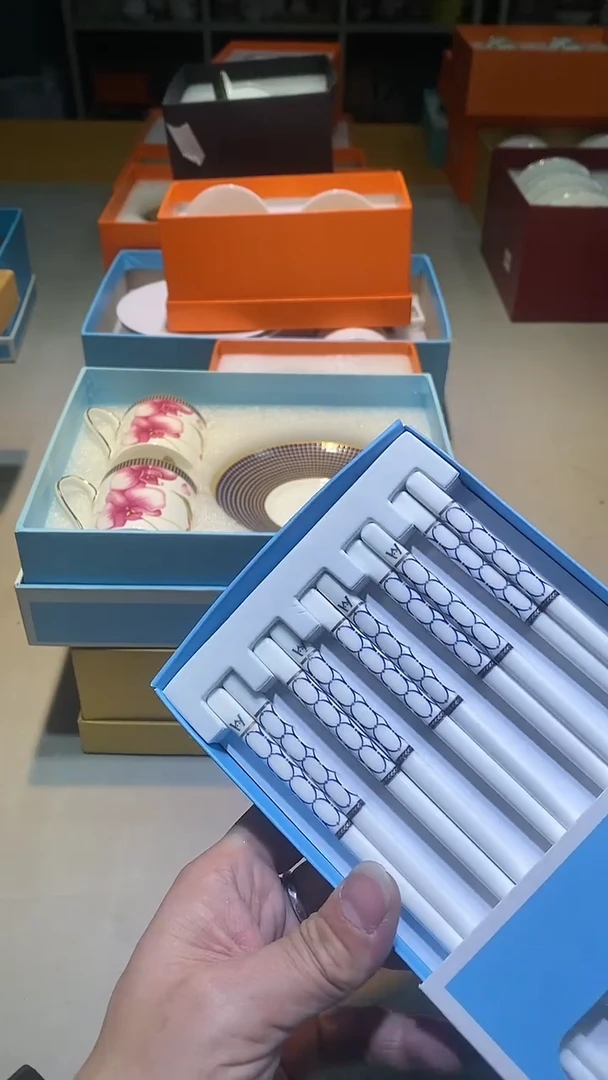 【闪购商品】瓷片11111111111111111