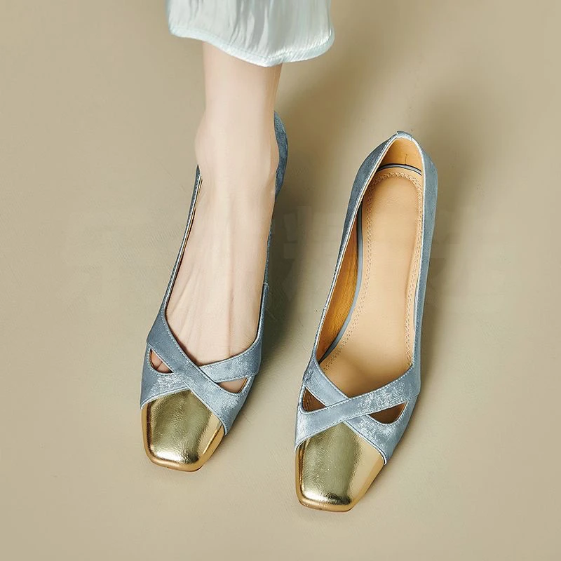 网红小香风百搭单鞋女春秋季新款法式圆头方头中跟国风浅口女单鞋