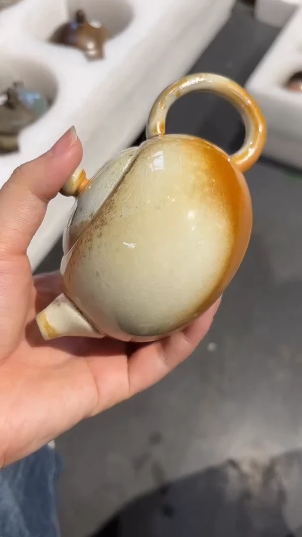 壶305号容量150-160ML中白泥 仿手工壶