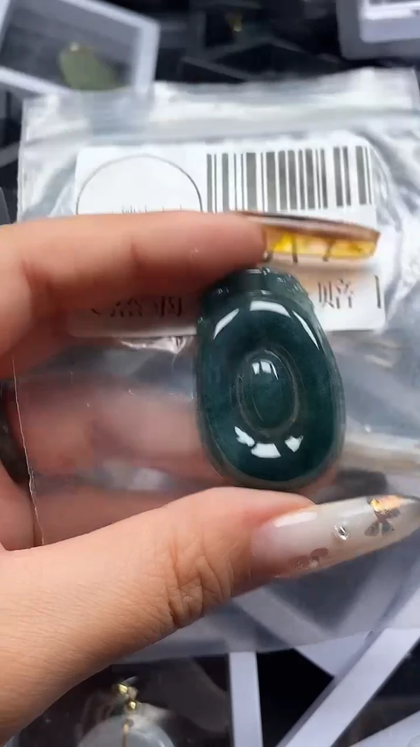 吊坠(不含链)未镶嵌翡翠817