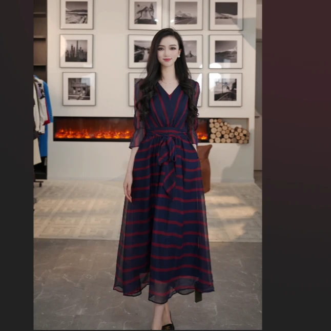 【羊羊专属】曼德诗显瘦法式春夏季碎花收腰气质连衣裙530182-95675