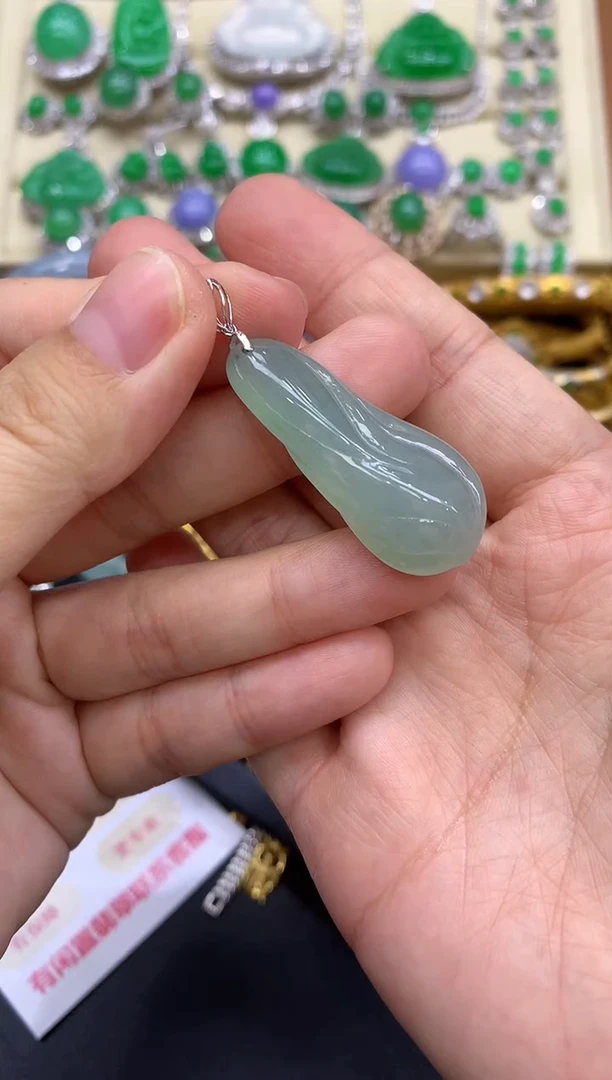 颈饰18K金镶嵌翡翠172-中国好珍宝