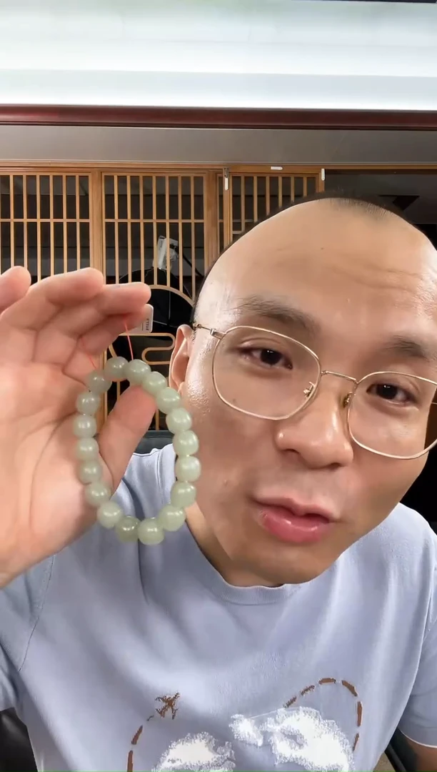 未镶嵌手链和田玉卡12且末青白老型手串多样性发一