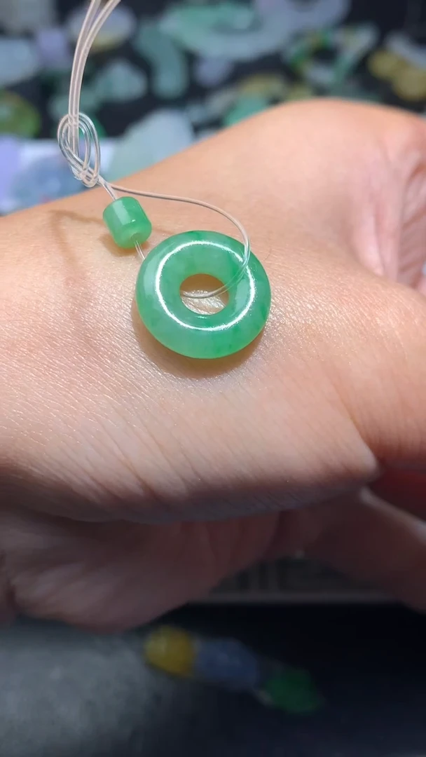 未镶嵌定制翡翠毛货