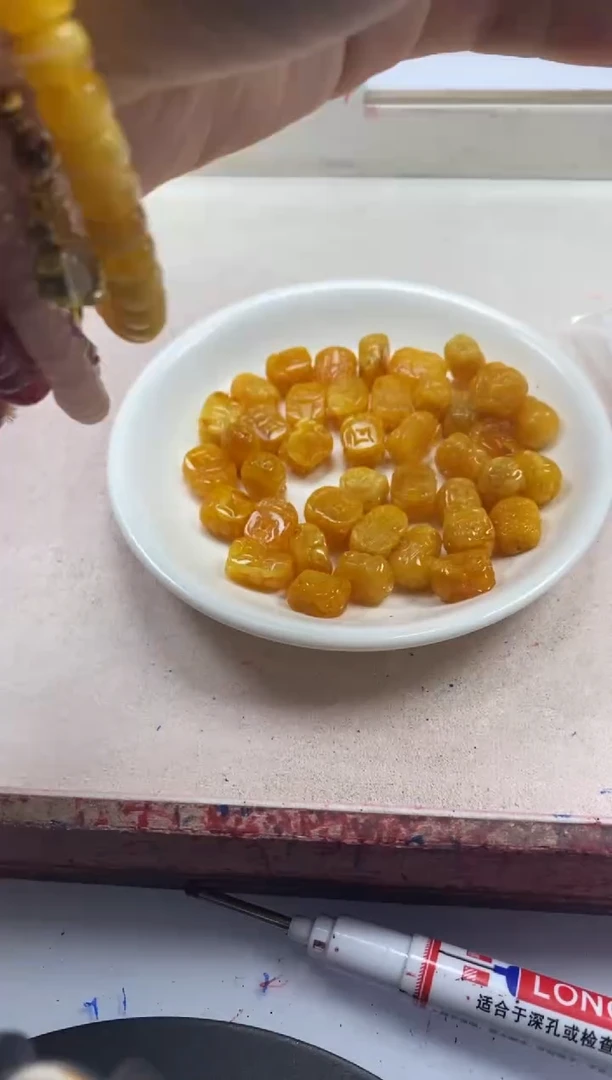 【闪购商品】蜜蜡颈饰未镶嵌w527蜜蜡一代貔貅*1个