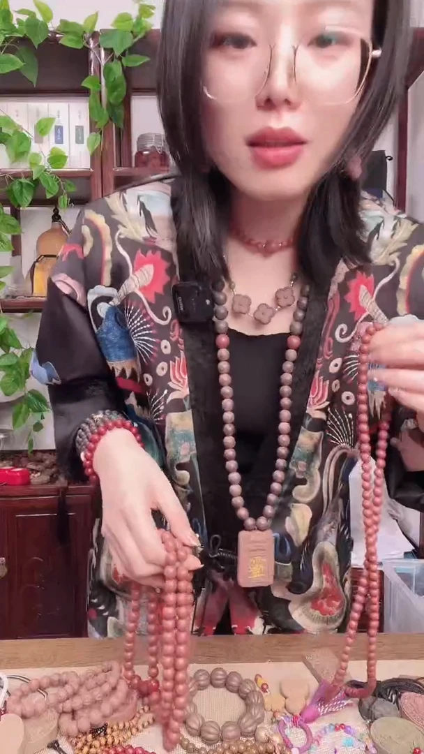 红麝香方的1.2左右108籽大脖挂