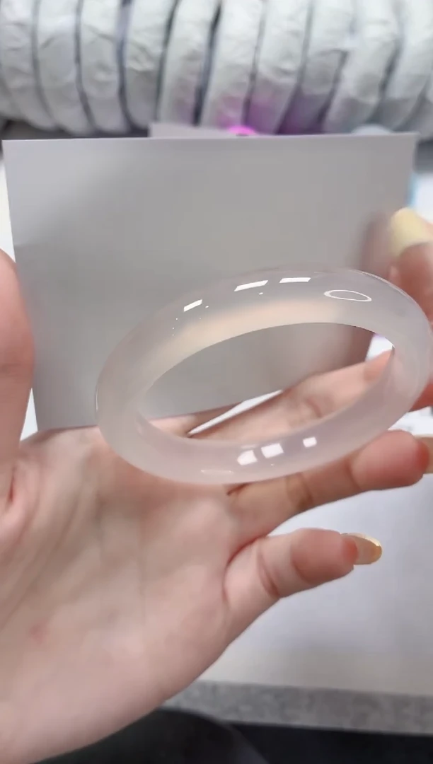 石英质玉手镯未镶嵌296-54.4荔枝