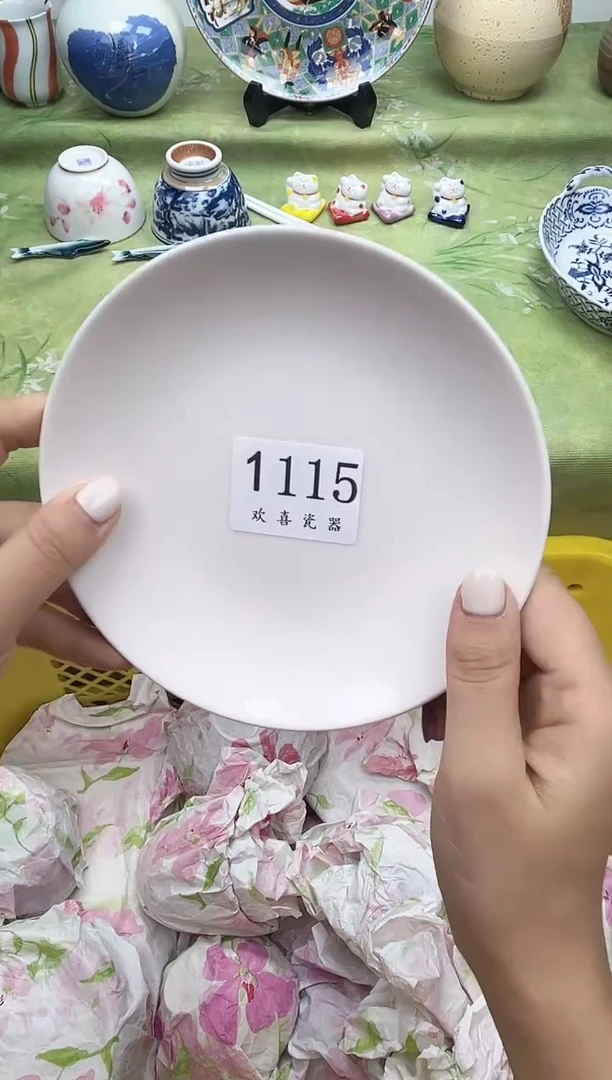 瓷片小***o           1115