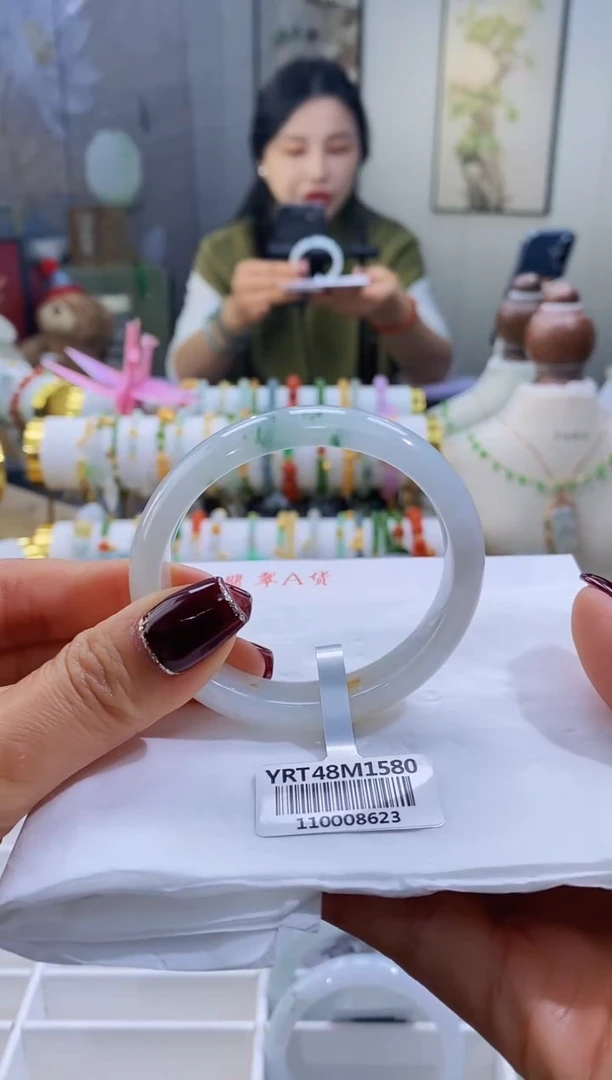 未镶嵌手镯翡翠14号贵妃53.2/5051正/短47.0/12.9*7.0