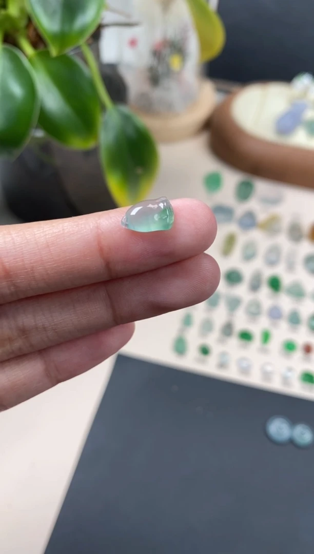 【闪购商品】翡翠颈饰未镶嵌翡翠冰晴莲蓬