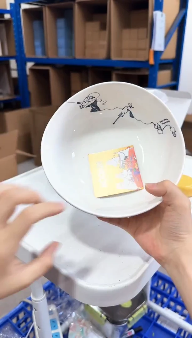 瓷片姆明蓝白冒险7寸汤碗