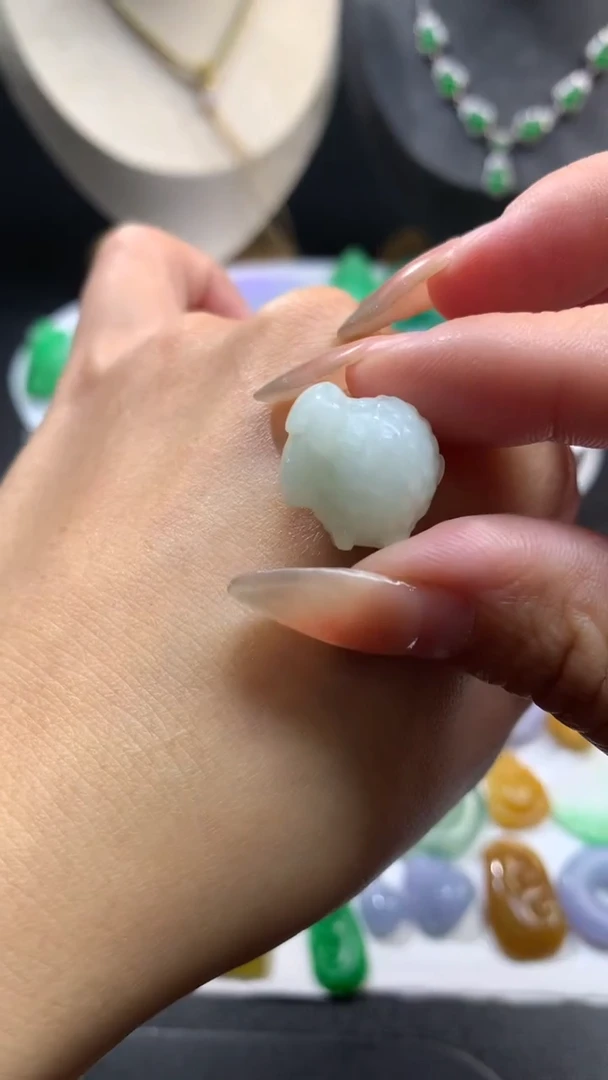 【闪购商品】定制翡翠未镶嵌翡翠