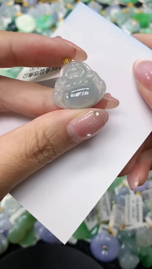 翡翠18K金镶嵌颈饰11111111111