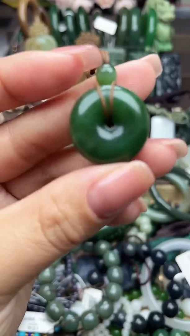 颈饰未镶嵌和田玉未镶嵌和田玉吊坠多样性拍一发一