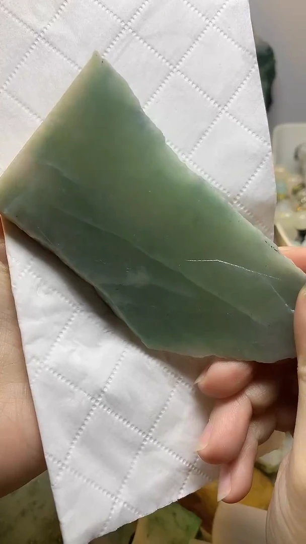 未镶嵌挂件翡翠缅甸A货翡翠,没有运费险,有纹有裂