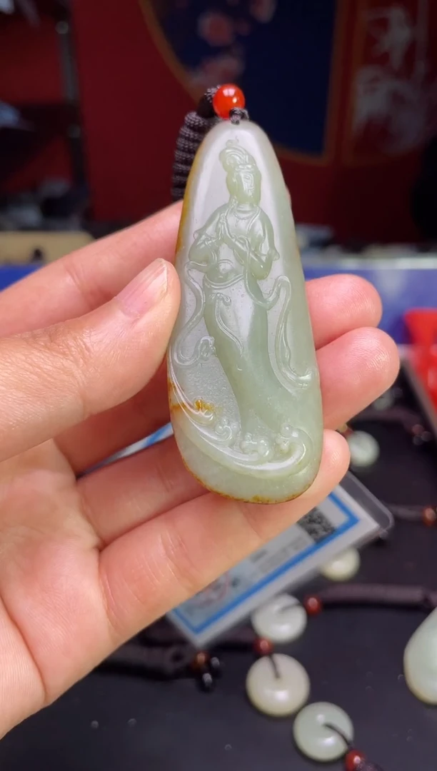 颈饰未镶嵌和田玉1