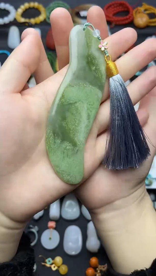 未镶嵌和田玉把件刮痧板06