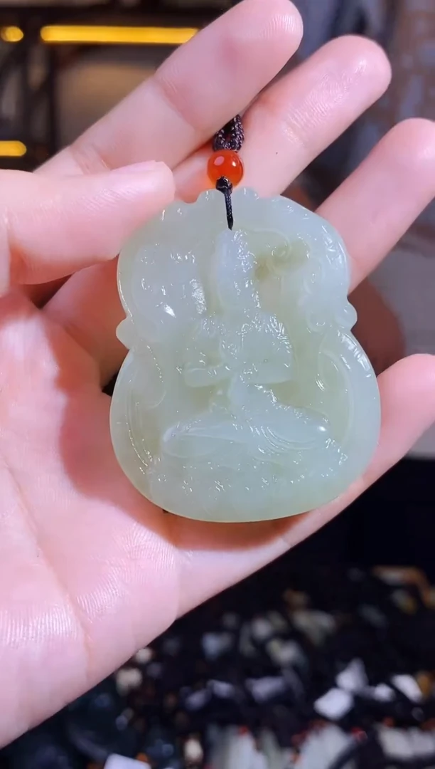 颈饰未镶嵌和田玉1