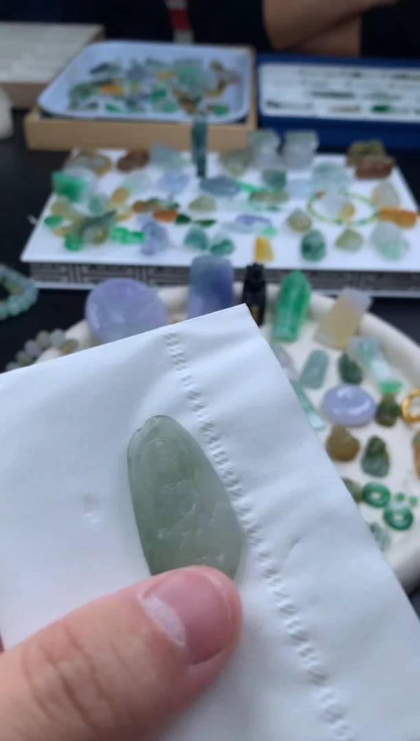 【闪购商品】定制翡翠未镶嵌翡翠