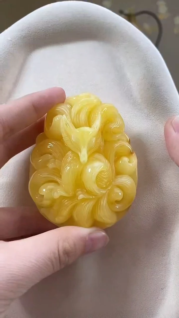琥珀颈饰未镶嵌吊坠