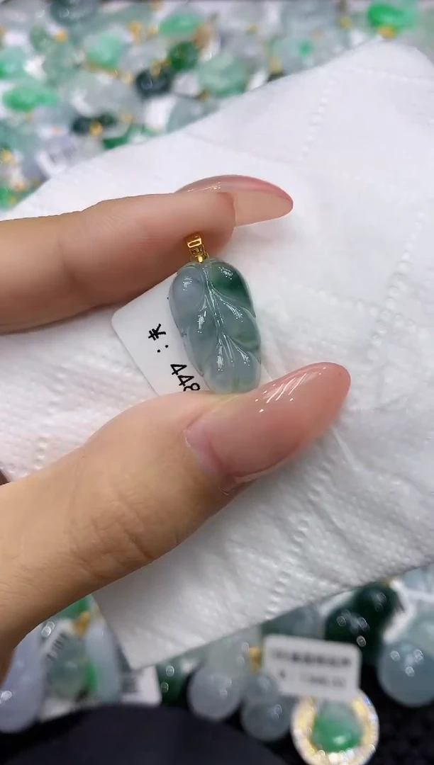 颈饰18K金镶嵌翡翠11111111