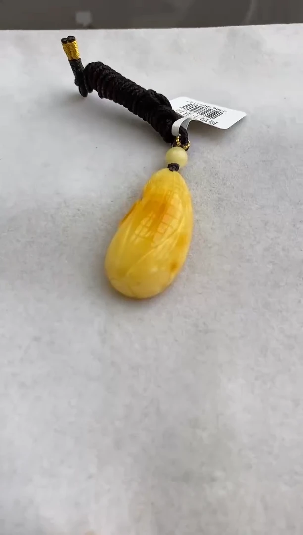 未镶嵌琥珀裸石10601177-吊坠