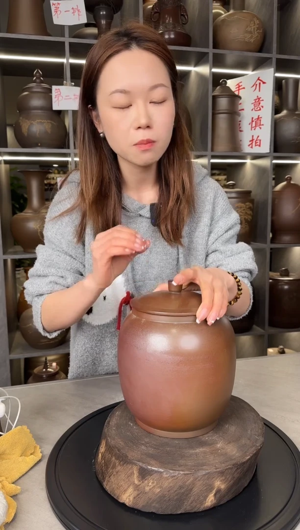 【闪购商品】罐本陶手作坭兴陶1.5斤茶叶罐手工痕迹微瑕