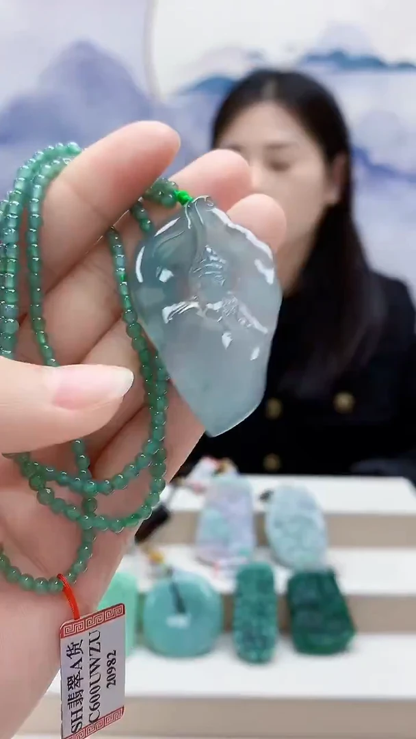 未镶嵌定制翡翠4852lr-毛货挂件8