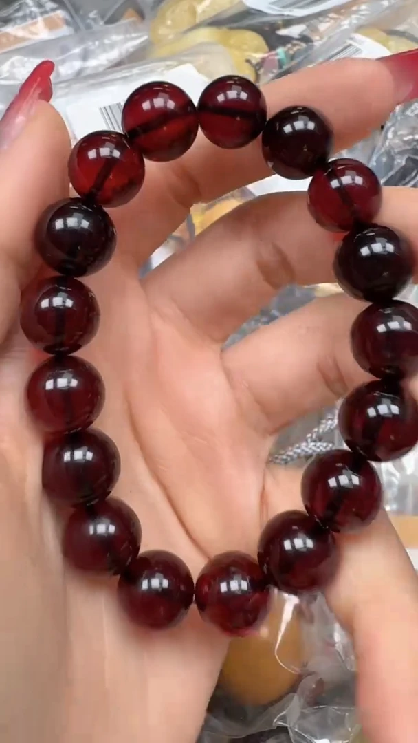 裸石琥珀未镶嵌如图