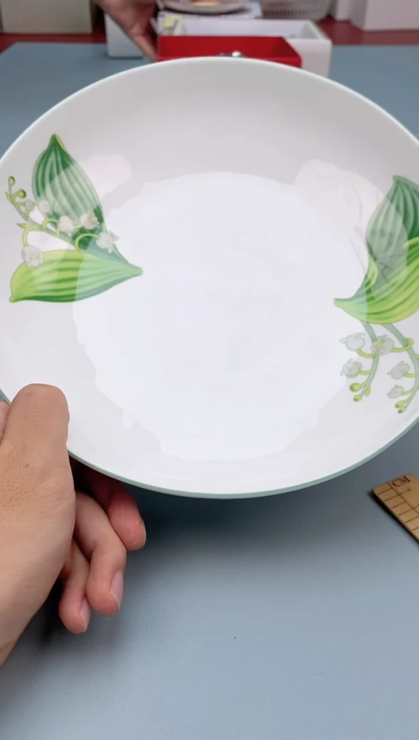 瓷片瓷器开播，全场浮力