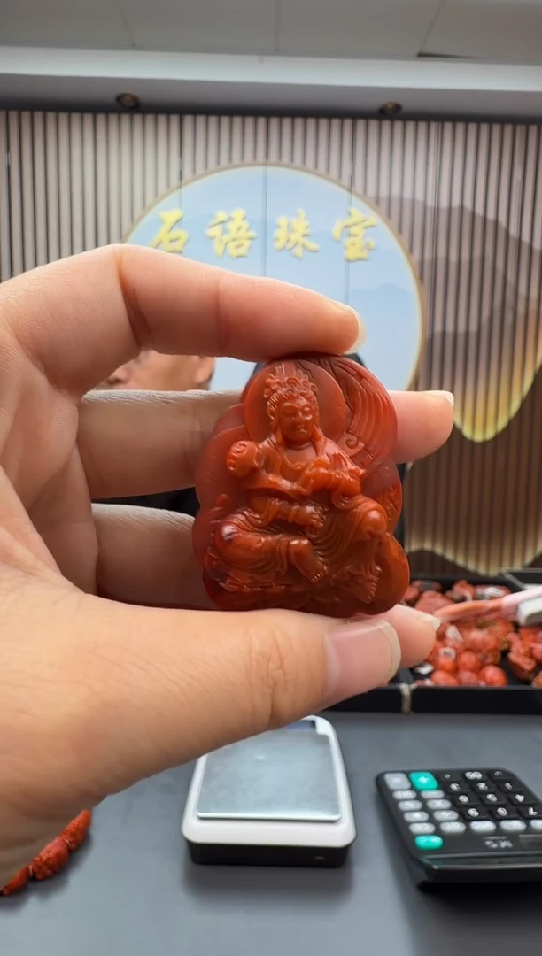 未镶嵌雕刻南红玛瑙114ZB0916产品一个