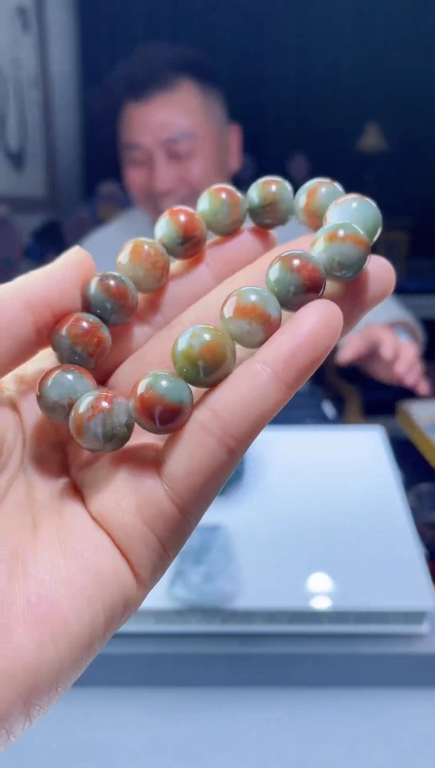 吊坠(不含链)未镶嵌翡翠劲饰未镶嵌翡翠 多样性发其一