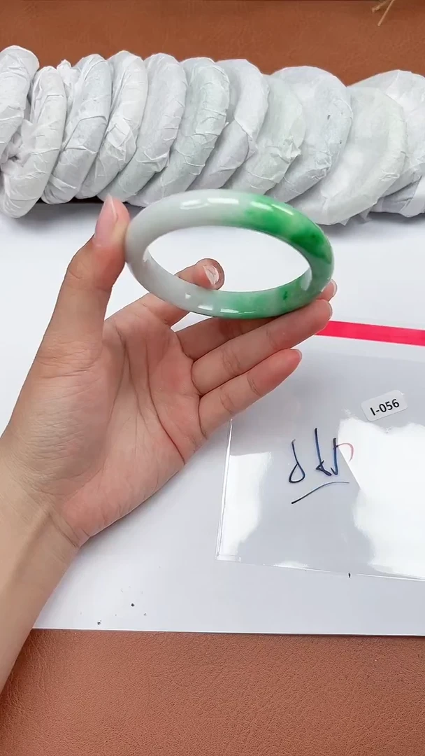 【一物一拍，对准编号】I056